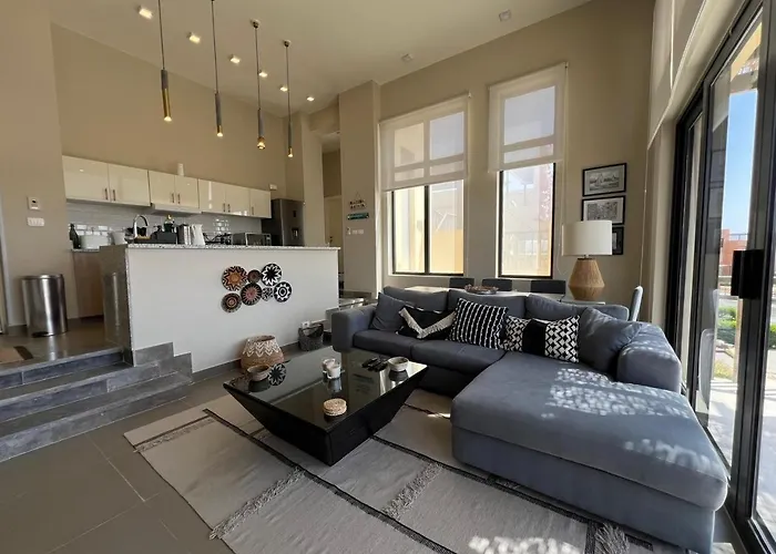 Tawila Luxury 2br Skyline Loft • Rooftop Appartement *